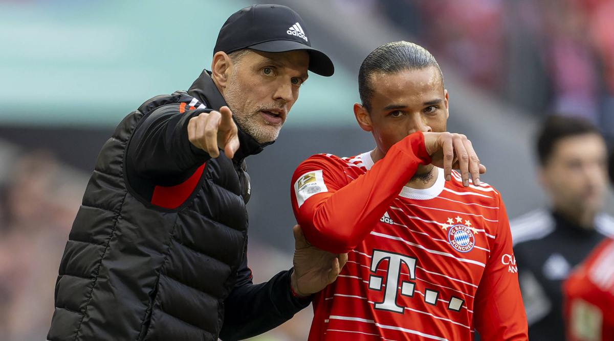 Thomas Tuchel talking with Leroy Sané